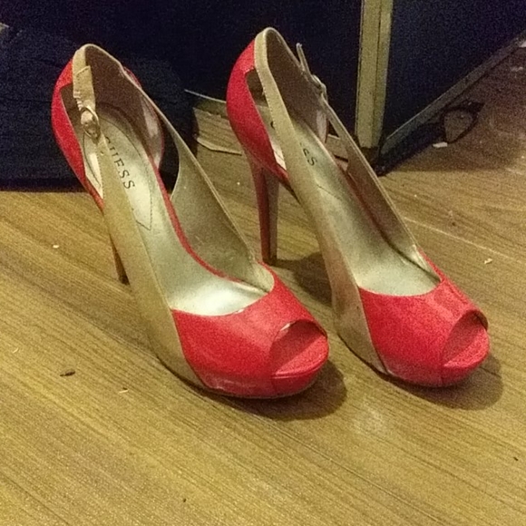 Guess Heels - Picture 1 of 2